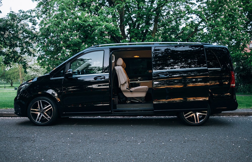 Awaydays Travel - Mercedes V-Class Side View